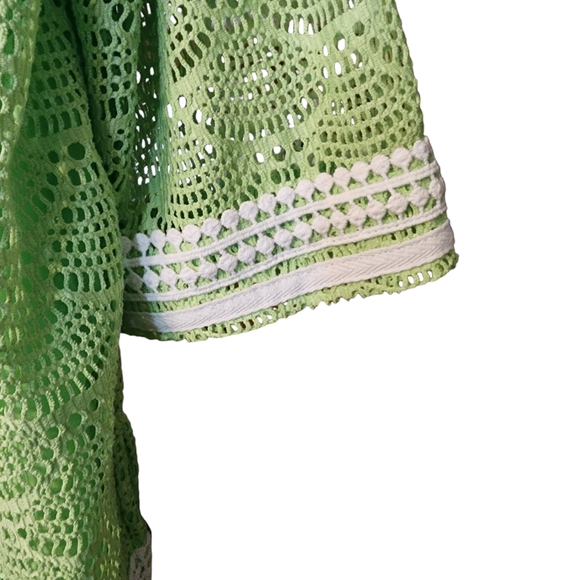 Top - Picture 3 of 4